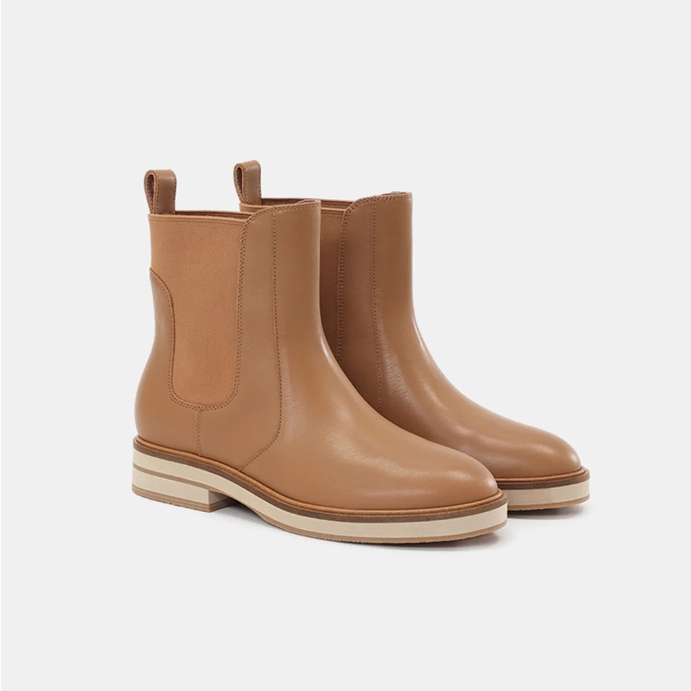 Women's Tan Chelsea Ankle Boots